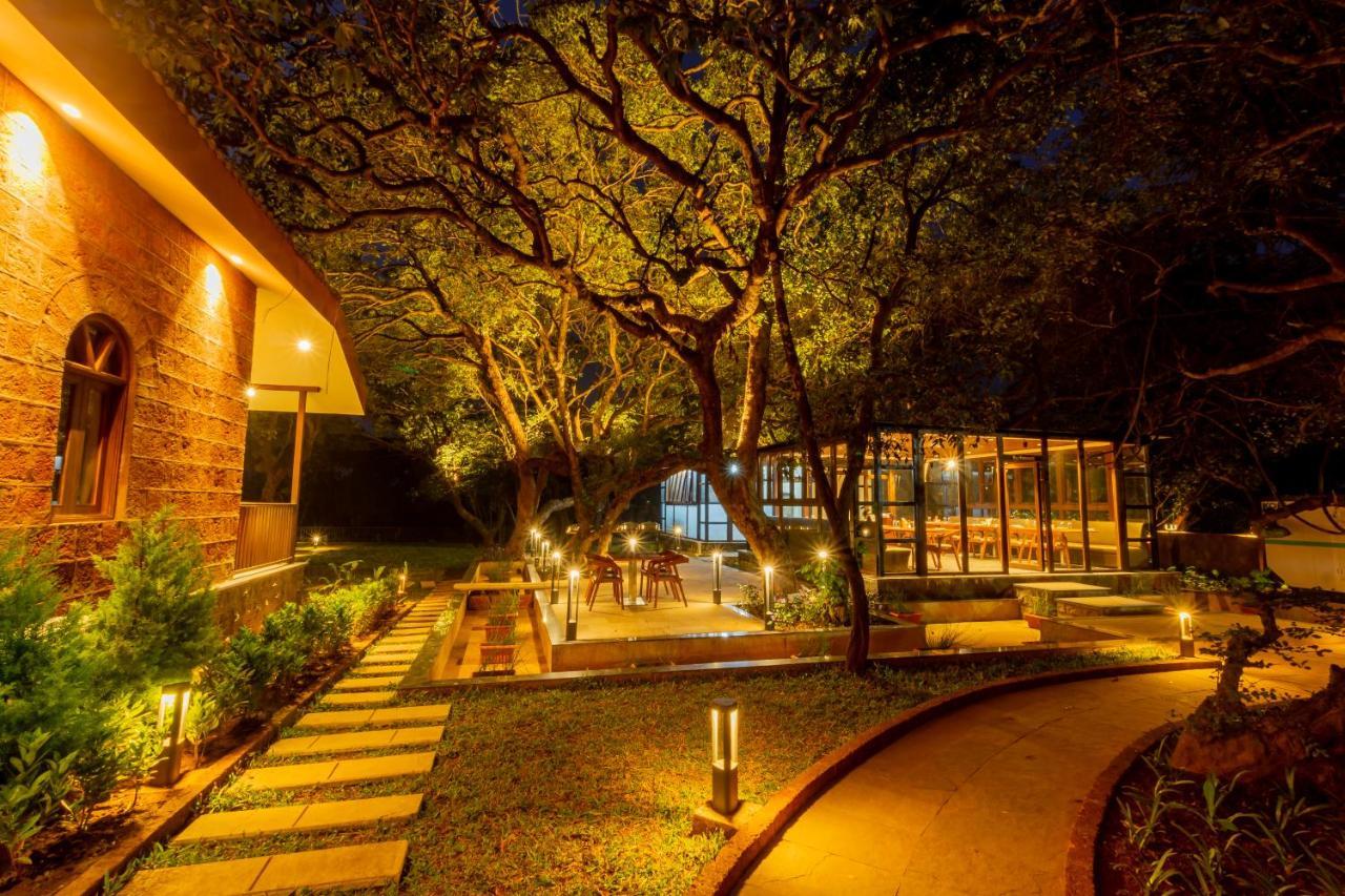 R R Heritage Resort Pure Vegetarian マハバレシュワール エクステリア 写真